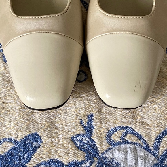 Highlights I Payless I Christy I Slingbacks I Bone - Picture 13 of 16